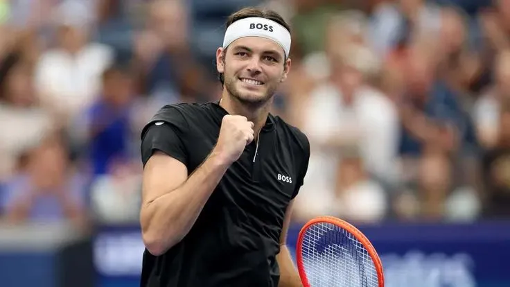 Fritz Rues 'Horrendous Tennis on Important Points'